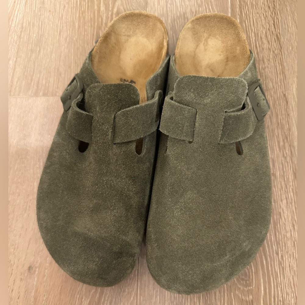 Birkenstock Boston suede clogs